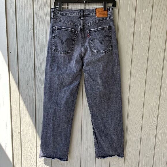 Levi’s Ribcage High Rise Distressed Black Ankle Straight Jeans 28 - Picture 6 of 13